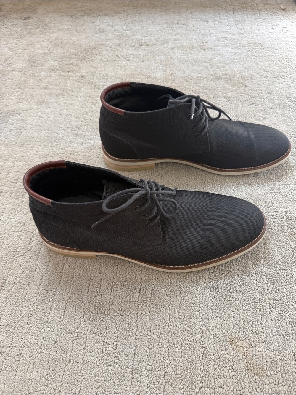 Calvin Klein Men's Black Canvas Chukka Boots with Brown Collar